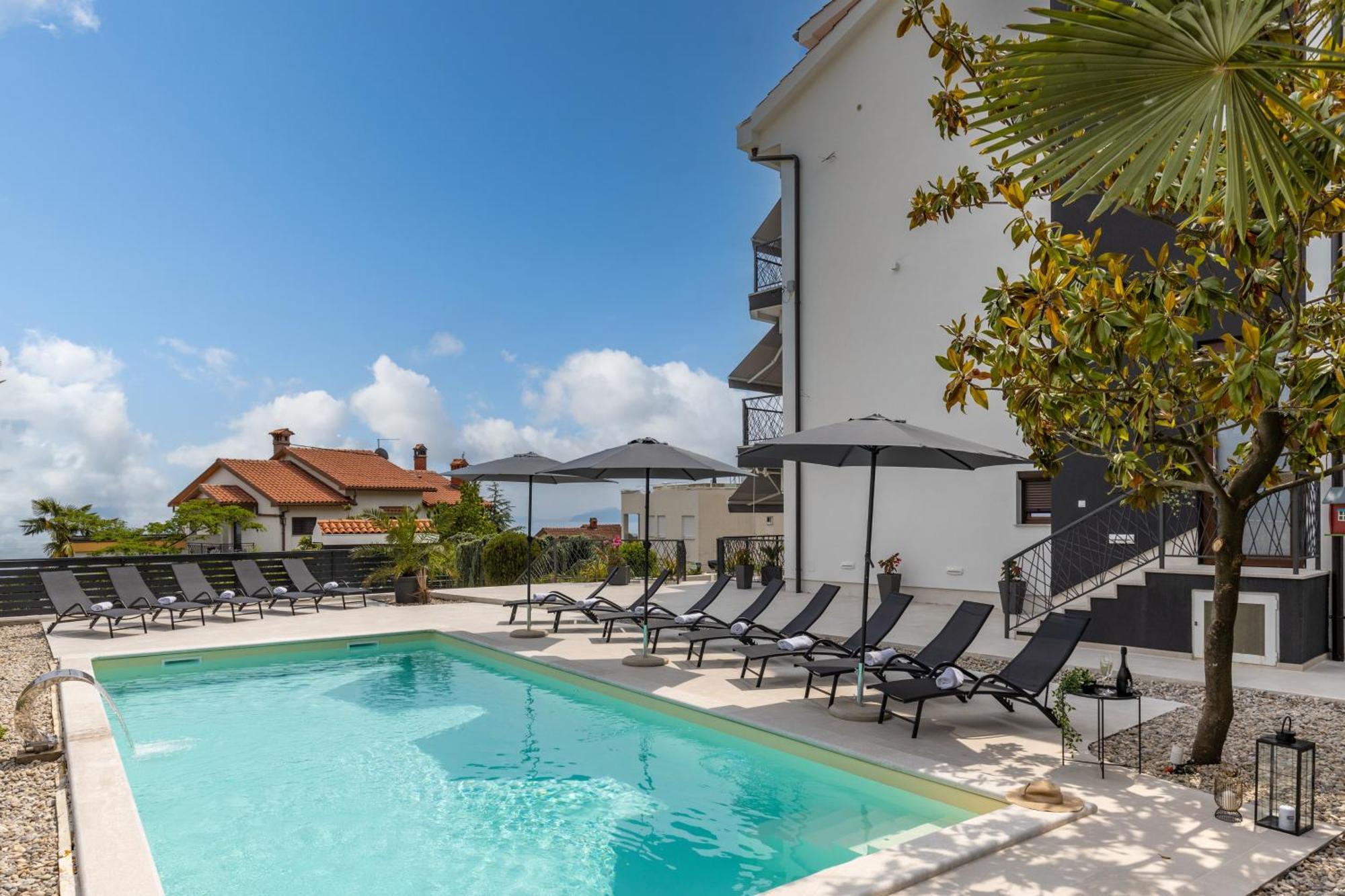 Villa Adriatic, Apartment Rebecca With Heated Swimming Pool, Sew View, Childrens Playground Ičići Buitenkant foto